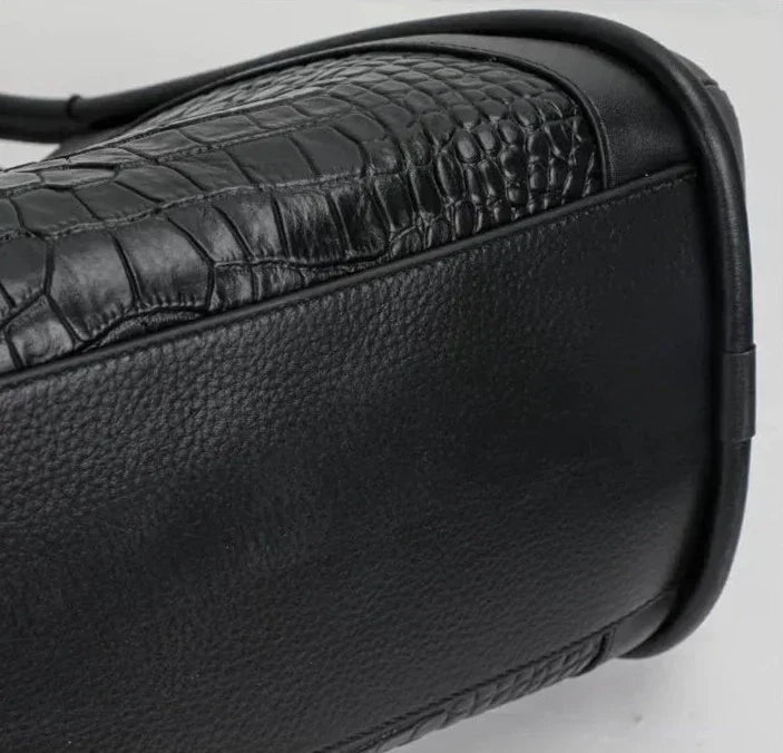 Maggie León