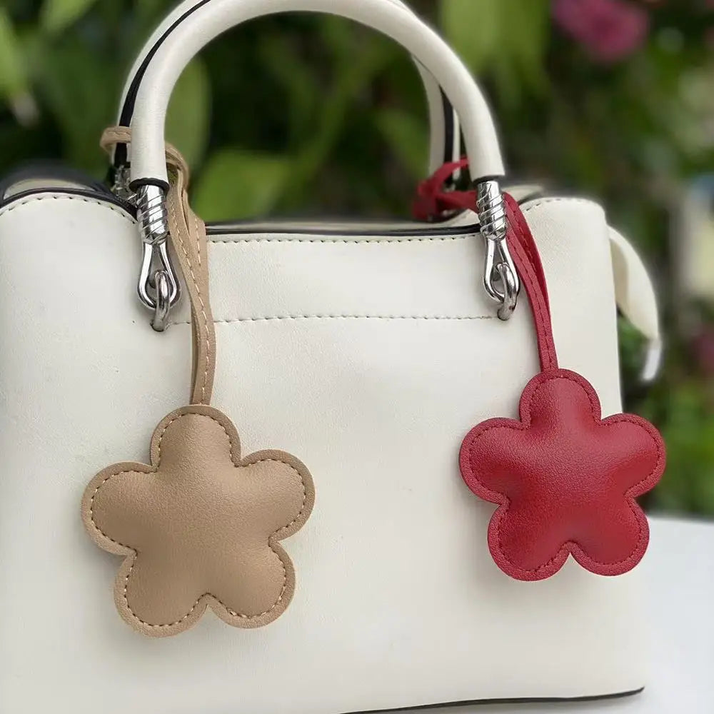 Flower Charm Maris